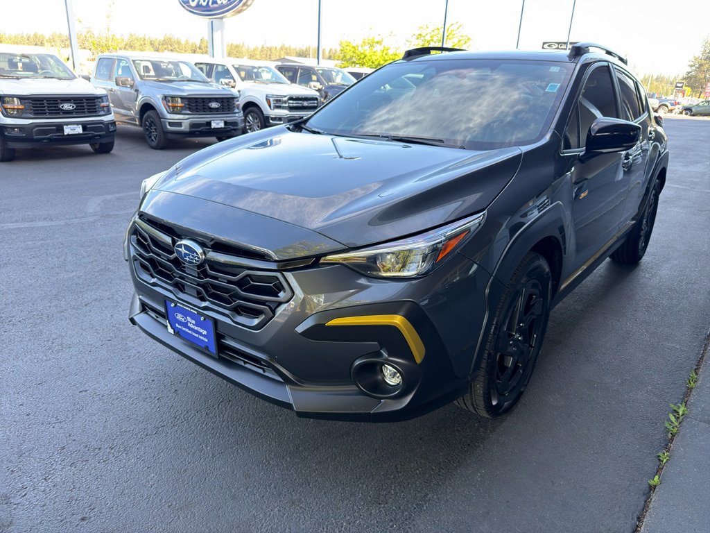 Used 2024 Subaru Crosstrek 2.5i Sport w/ Crosstrek Mirror Package AWD/4WD image 3