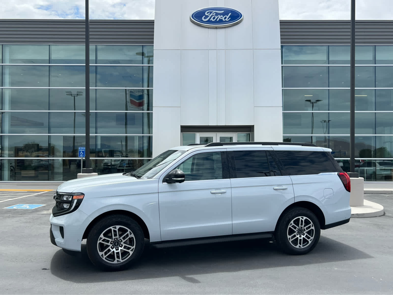 Certified 2025 Ford Expedition Active