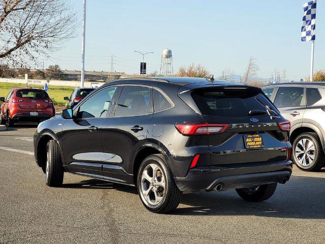 Certified 2023 Ford Escape ST-Line image 3