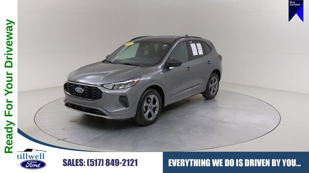 Certified 2023 Ford Escape ST-Line w/ Tech Pack #1 AWD/4WD image 1