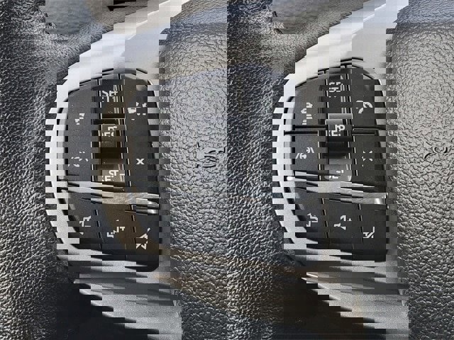 Certified 2022 Ford Explorer XLT w/ Equipment Group 202A image 34