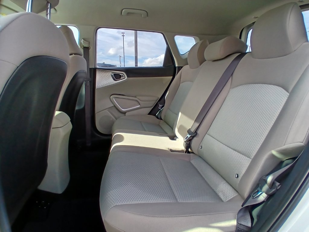 Used 2021 Kia Soul LX FWD image 19