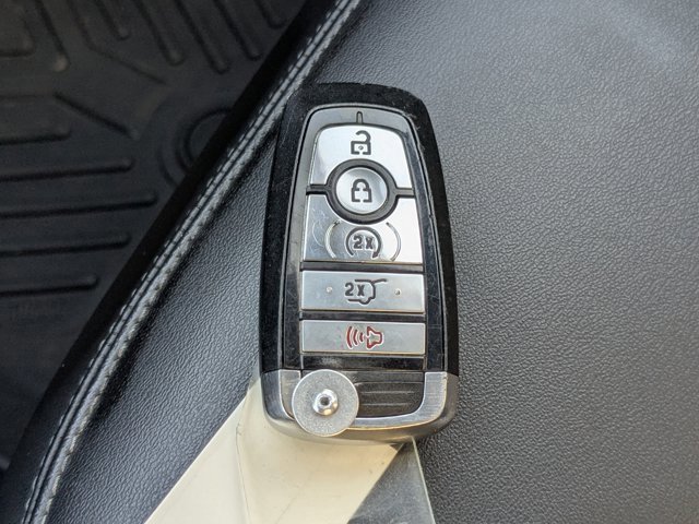 Certified 2022 Ford Explorer XLT w/ Equipment Group 202A image 32