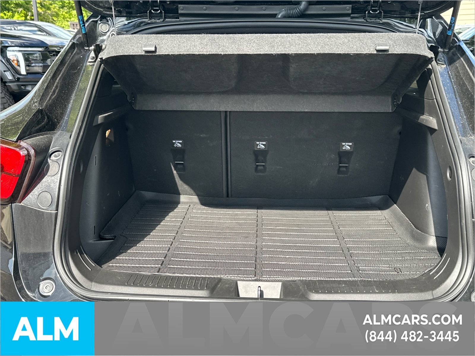 Used 2024 Chevrolet Trax RS FWD image 21