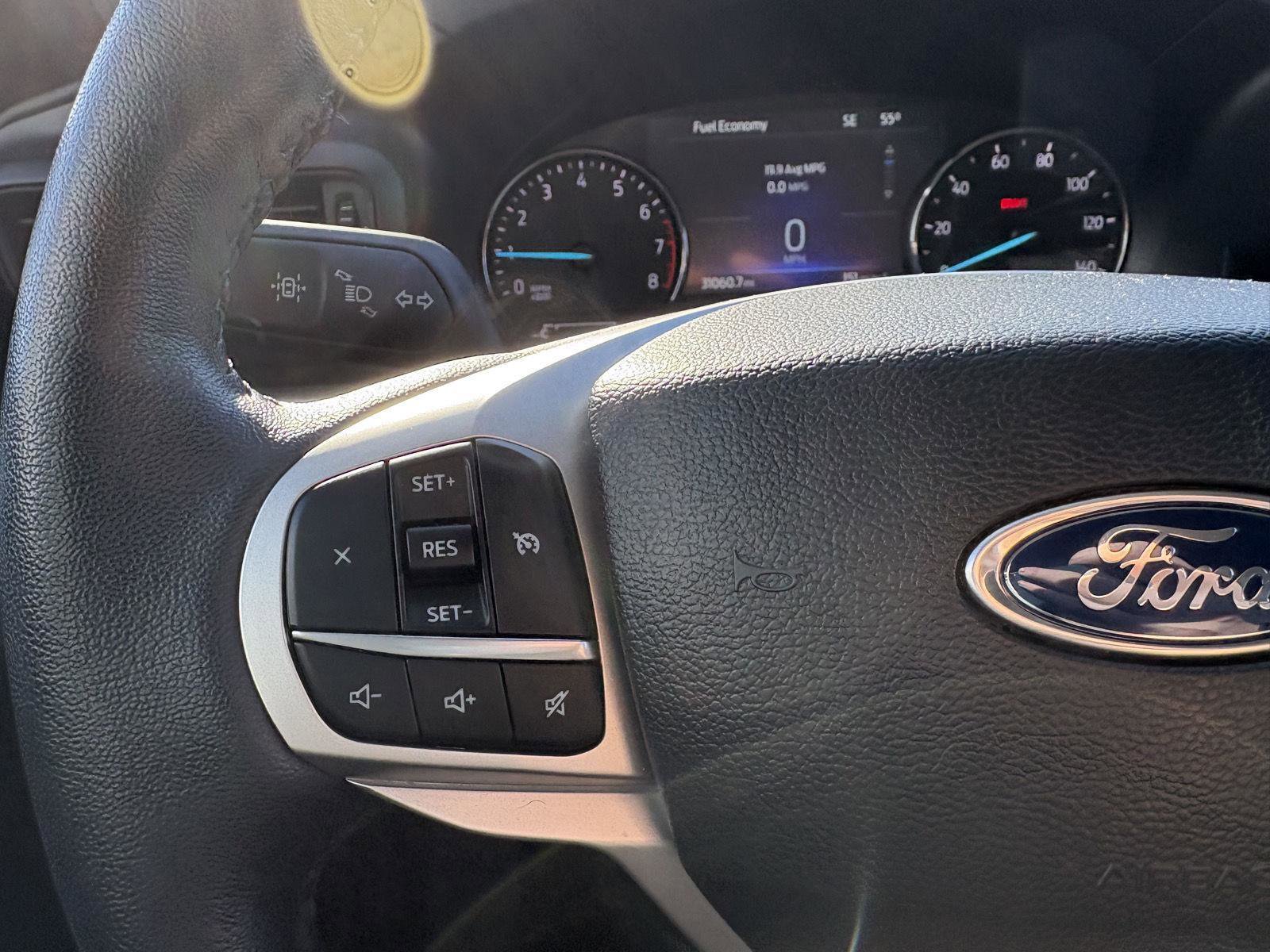 Certified 2023 Ford Explorer XLT w/ Class IV Trailer Tow Package image 10