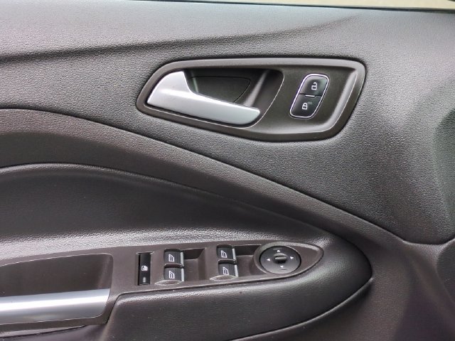 Certified 2019 Ford Escape SE AWD/4WD image 12