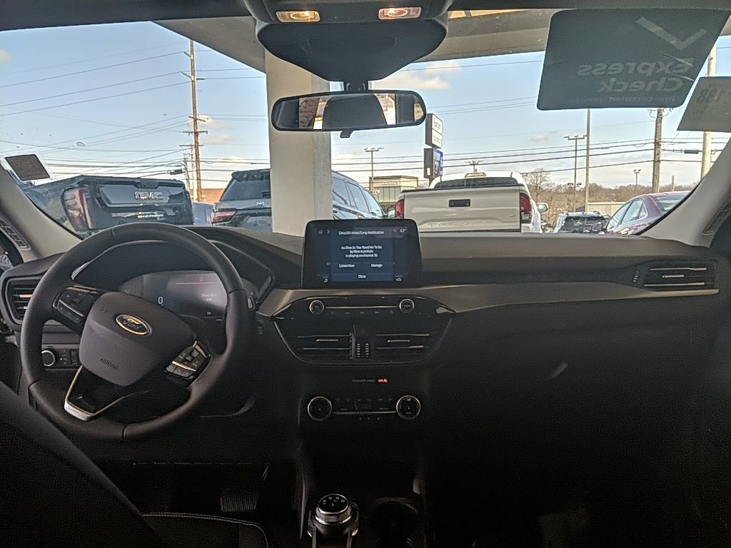 Certified 2024 Ford Escape Active AWD/4WD image 15