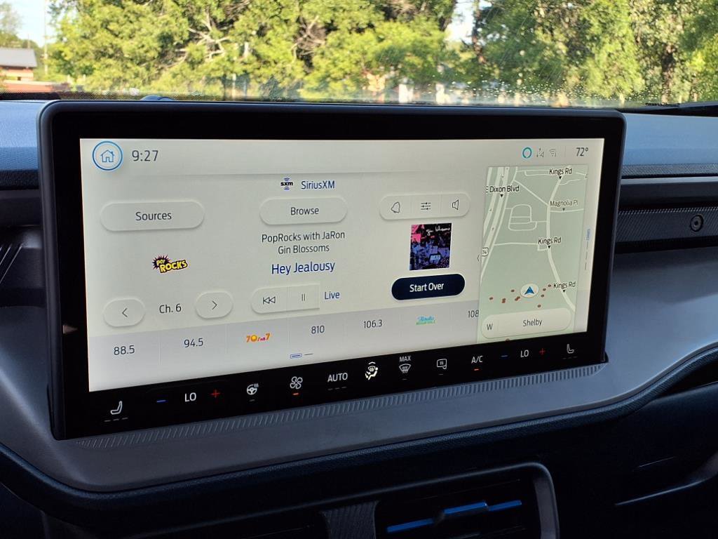 Certified 2025 Ford Maverick Lobo image 11