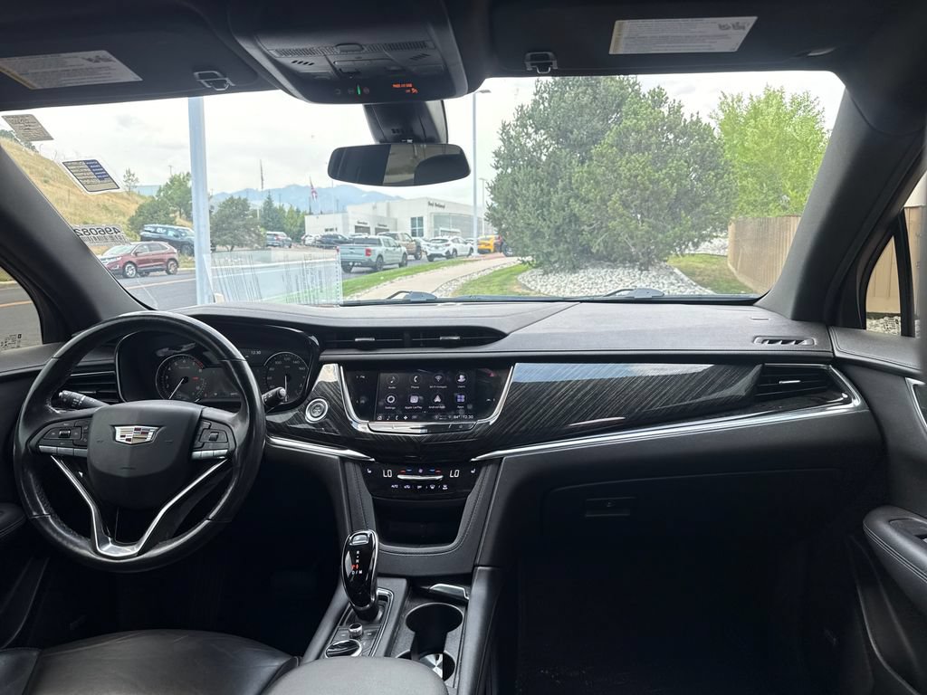 Used 2022 Cadillac XT6 Premium Luxury AWD/4WD image 28