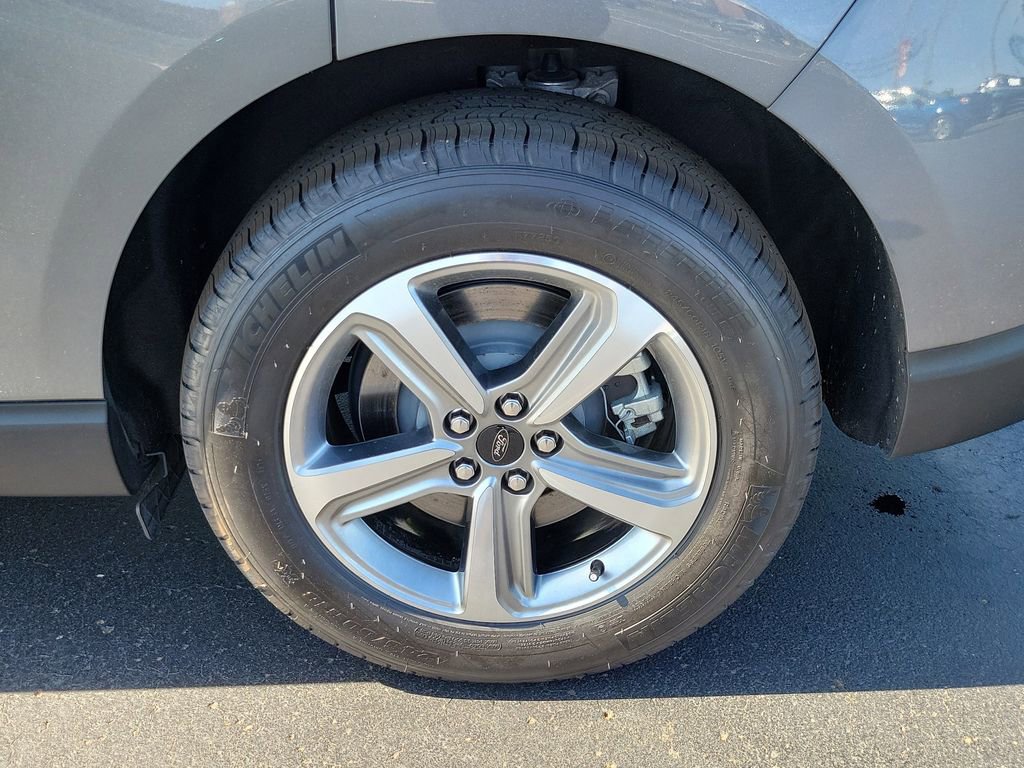 Certified 2023 Ford Edge SEL w/ Convenience Package AWD/4WD image 5