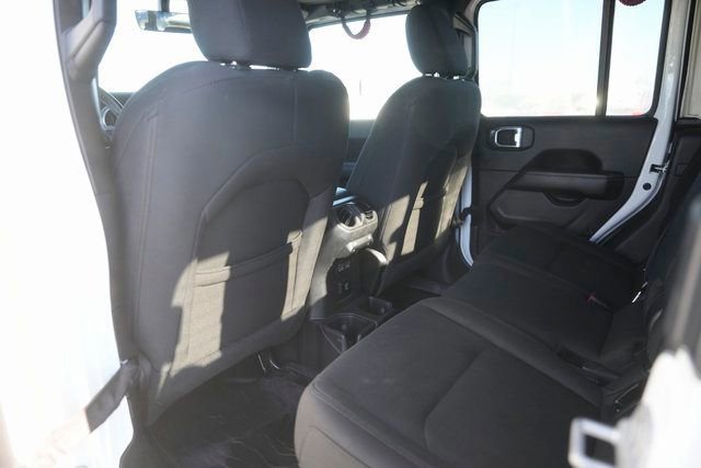 Used 2022 Jeep Gladiator Overland w/ Auxiliary Switch Group image 11