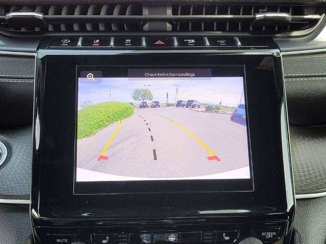 Used 2024 Jeep Grand Cherokee Altitude AWD/4WD image 19