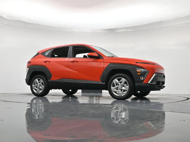 Used 2025 Hyundai Kona SE AWD/4WD image 31