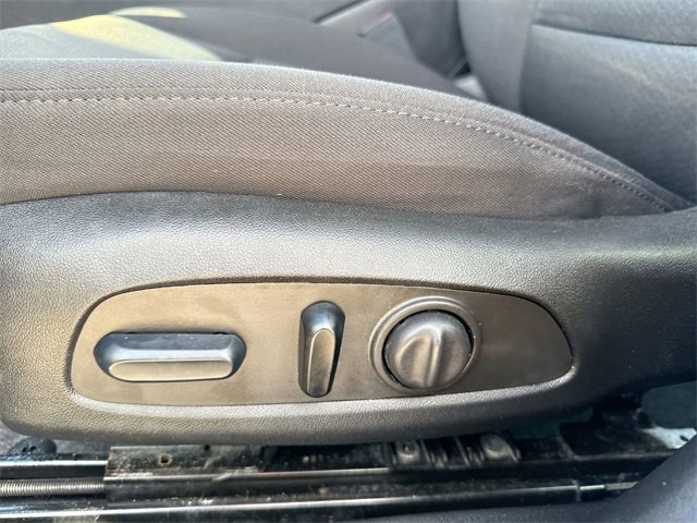 Used 2023 Chevrolet Malibu LT image 18