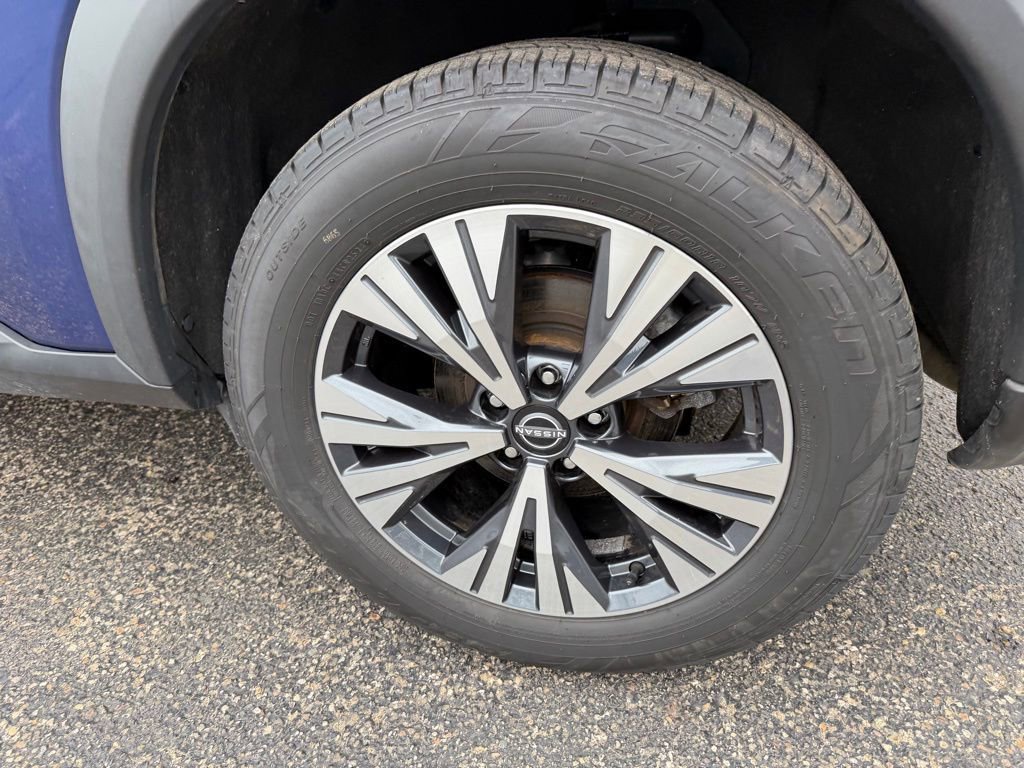 Used 2022 Nissan Rogue SV AWD/4WD image 26