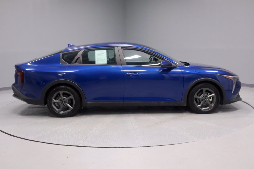 Used 2025 Kia K4 FWD image 11