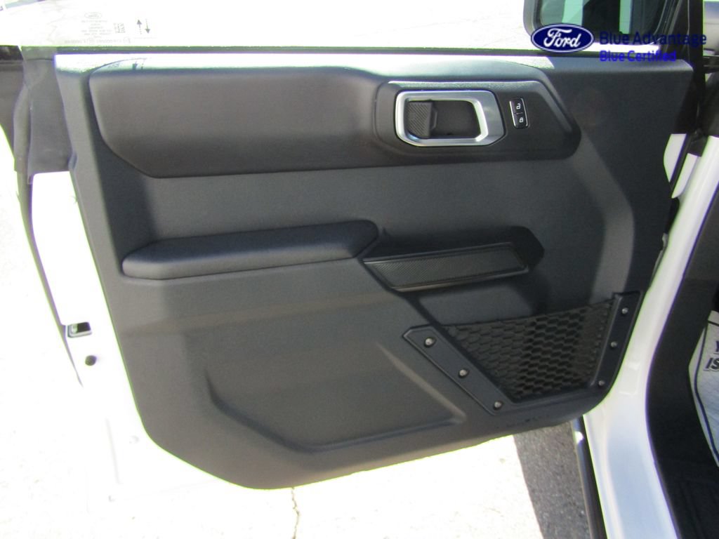 Certified 2025 Ford Bronco Badlands AWD/4WD image 11