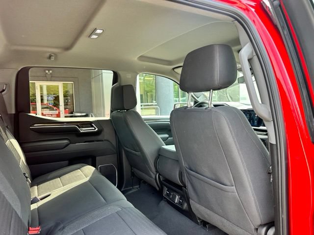 Used 2023 Chevrolet Silverado 1500 LT AWD/4WD image 42