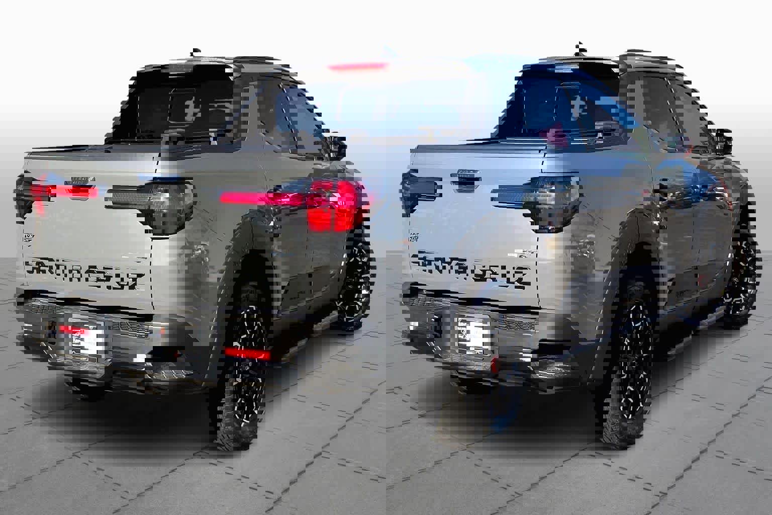 Used 2024 Hyundai Santa Cruz XRT image 4