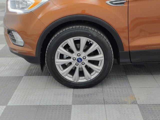 Certified 2017 Ford Escape Titanium FWD image 15