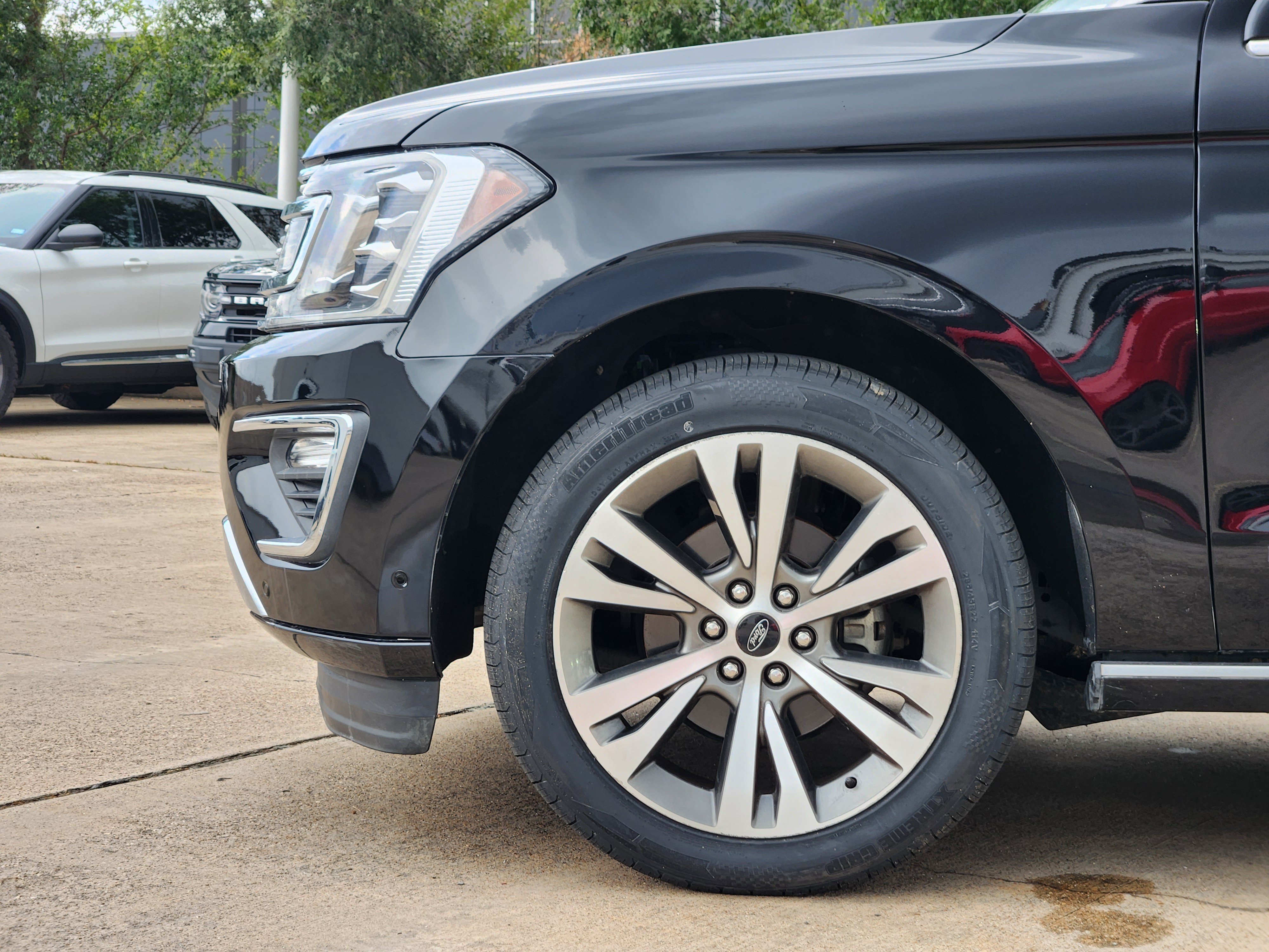 Certified 2020 Ford Expedition Platinum RWD image 5
