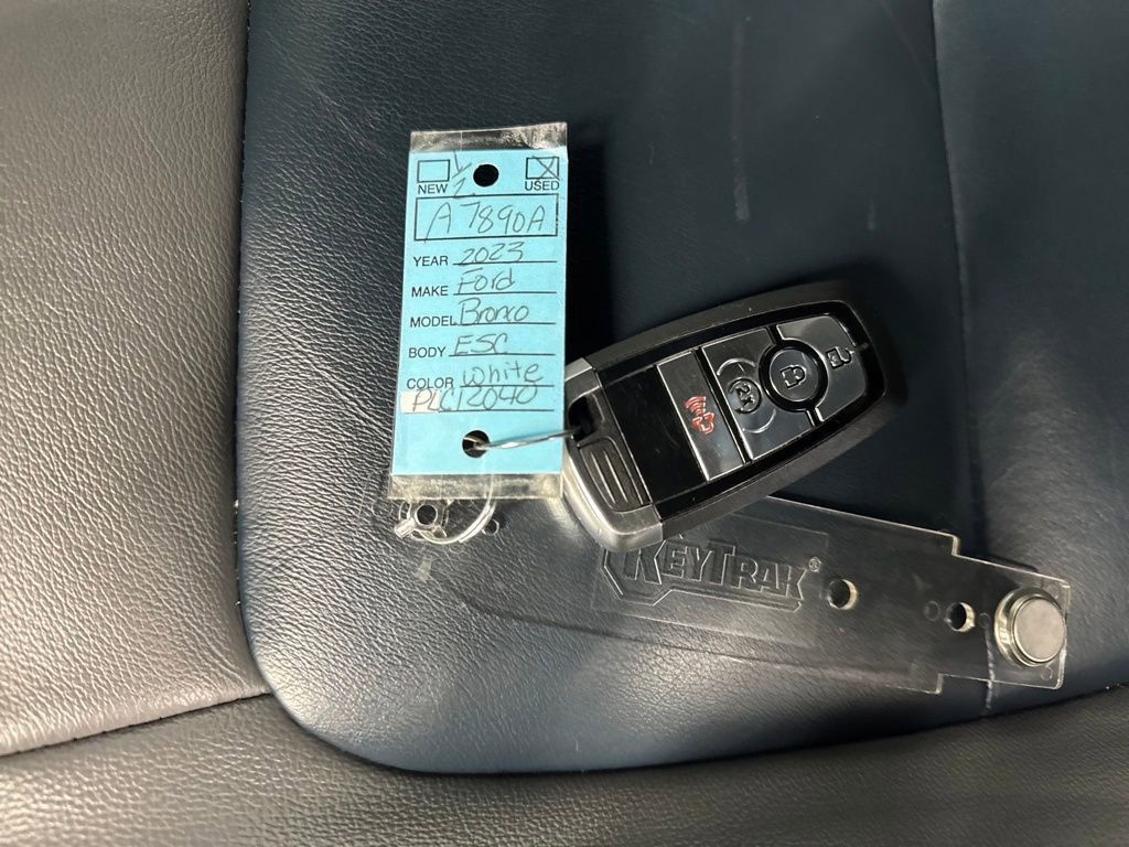 Certified 2023 Ford Bronco Outer Banks AWD/4WD image 31