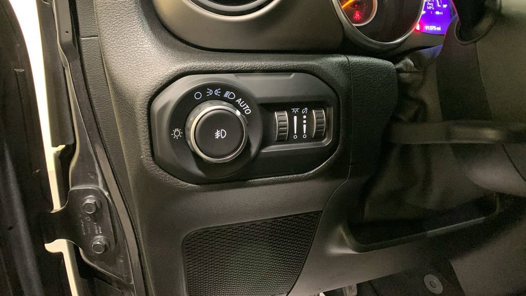 Used 2020 Jeep Wrangler Unlimited Sport S image 28