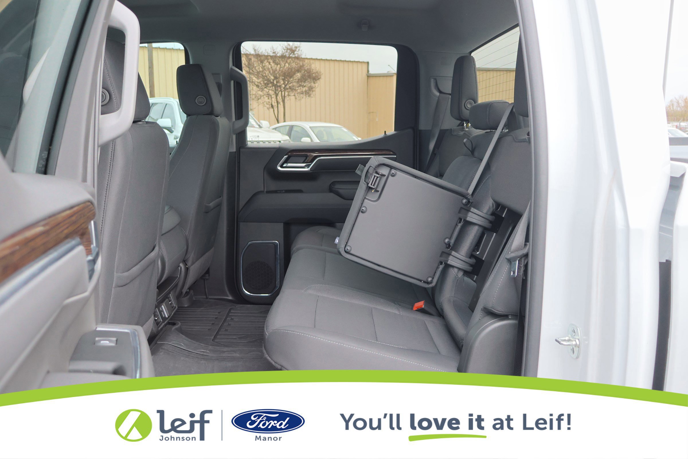 Used 2025 GMC Sierra 1500 Elevation image 29