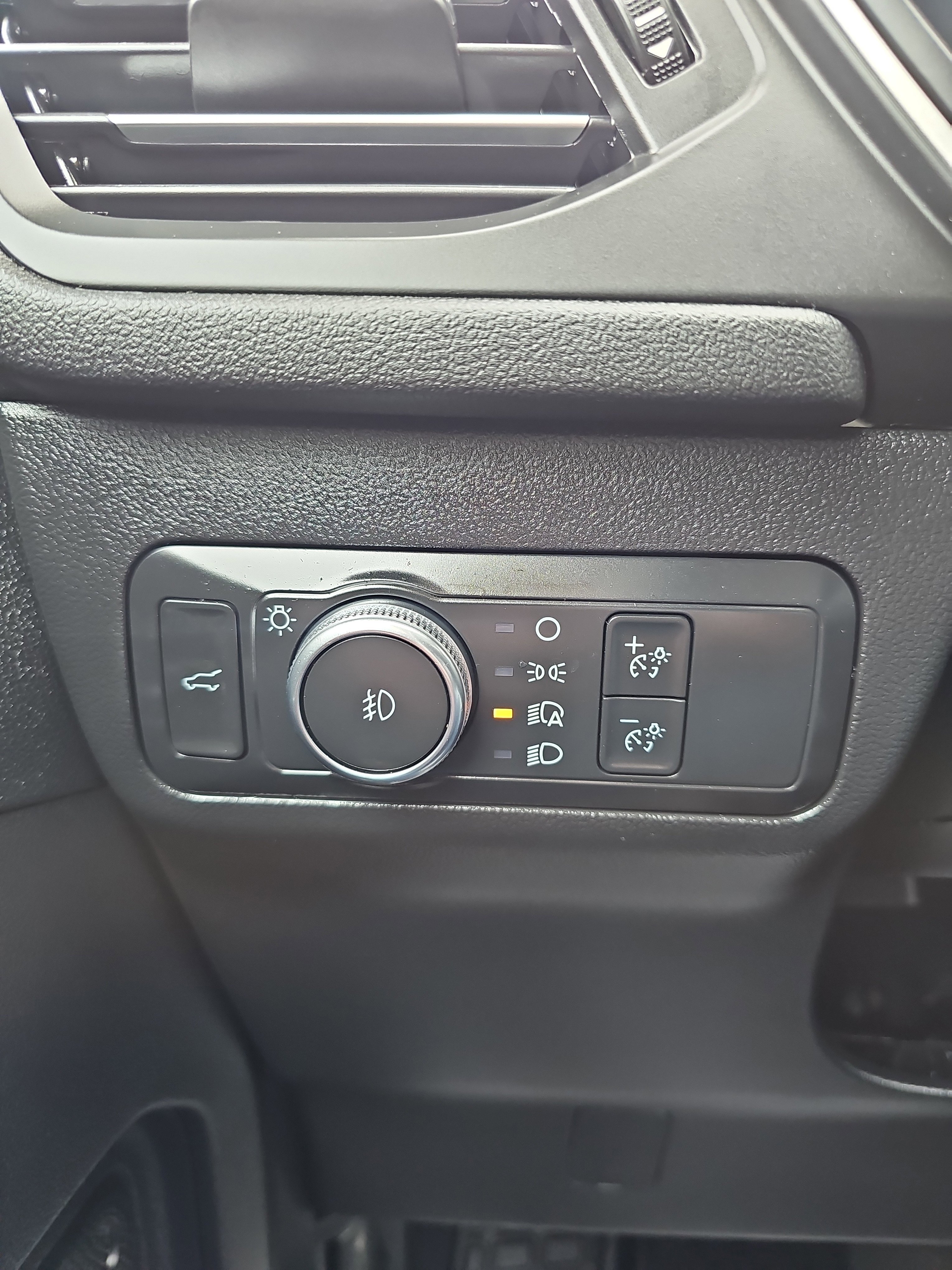 Certified 2022 Ford Escape SEL w/ Technology Package image 25