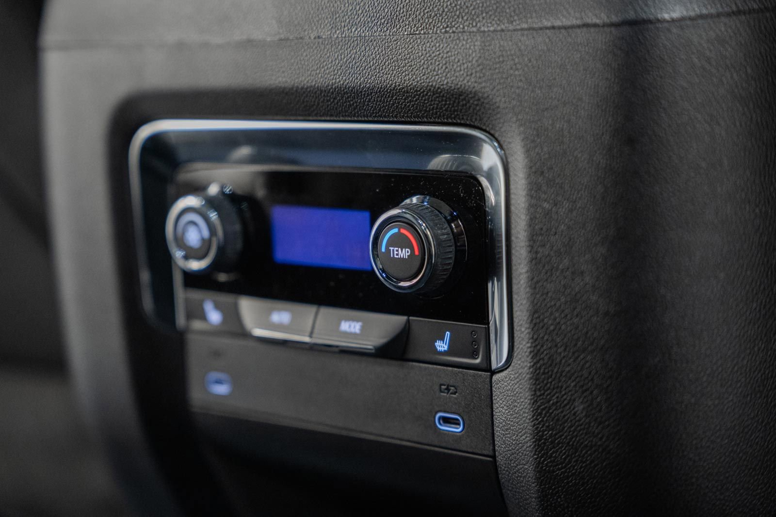 Used 2025 Chevrolet Tahoe Premier w/ Sun And Tow Package image 40