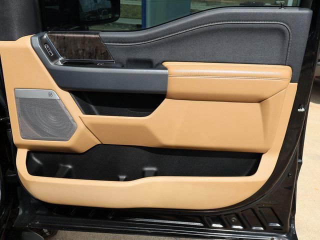 Certified 2023 Ford F250 Lariat w/ Sport Appearance Package image 18