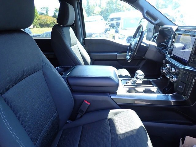 Certified 2022 Ford F150 XLT w/ Equipment Group 302A High image 11