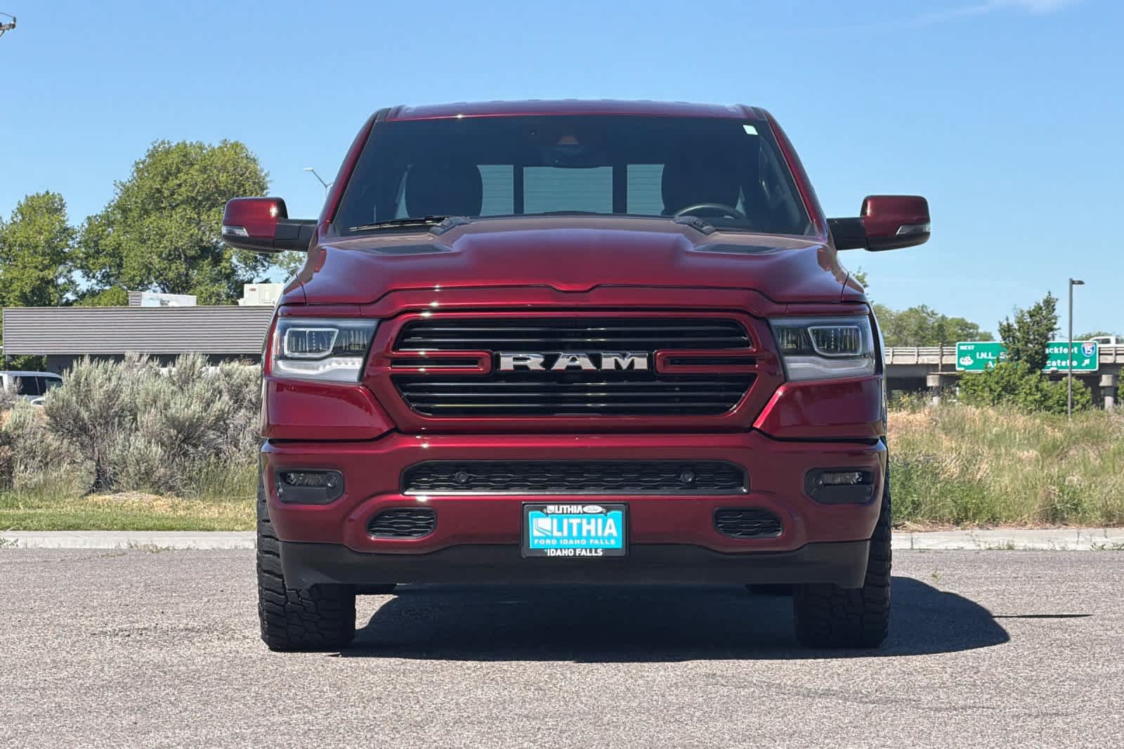 Used 2024 RAM 1500 Laramie AWD/4WD image 10
