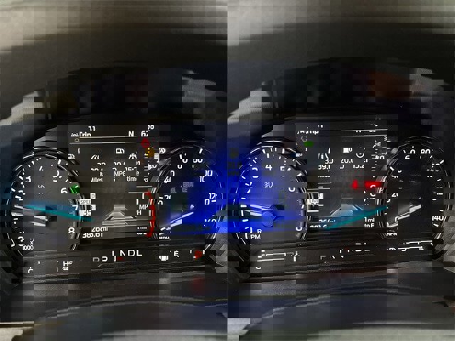 Certified 2022 Ford Explorer XLT w/ Equipment Group 202A image 7