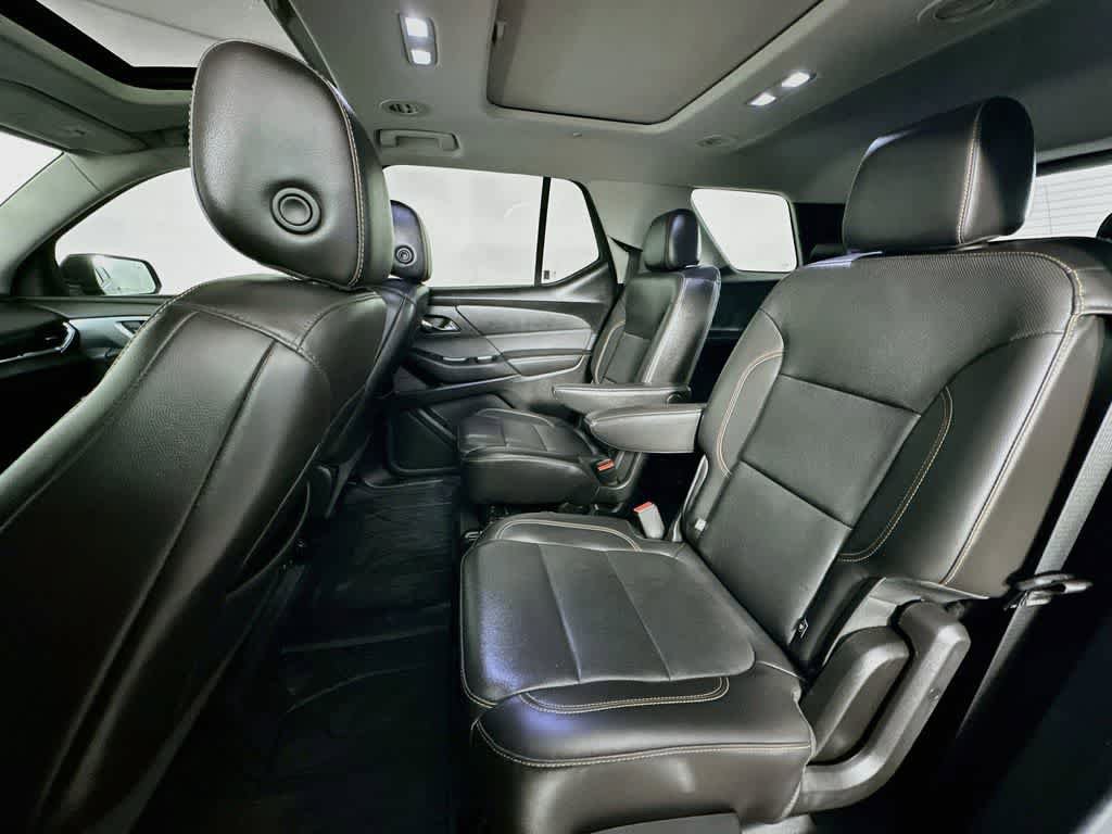 Used 2021 Chevrolet Traverse Premier w/ Redline Edition AWD/4WD image 14