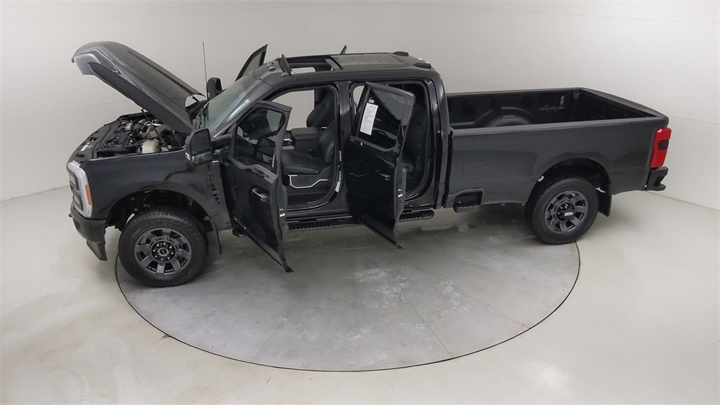 Certified 2023 Ford F250 Lariat w/ Lariat Ultimate Package image 57