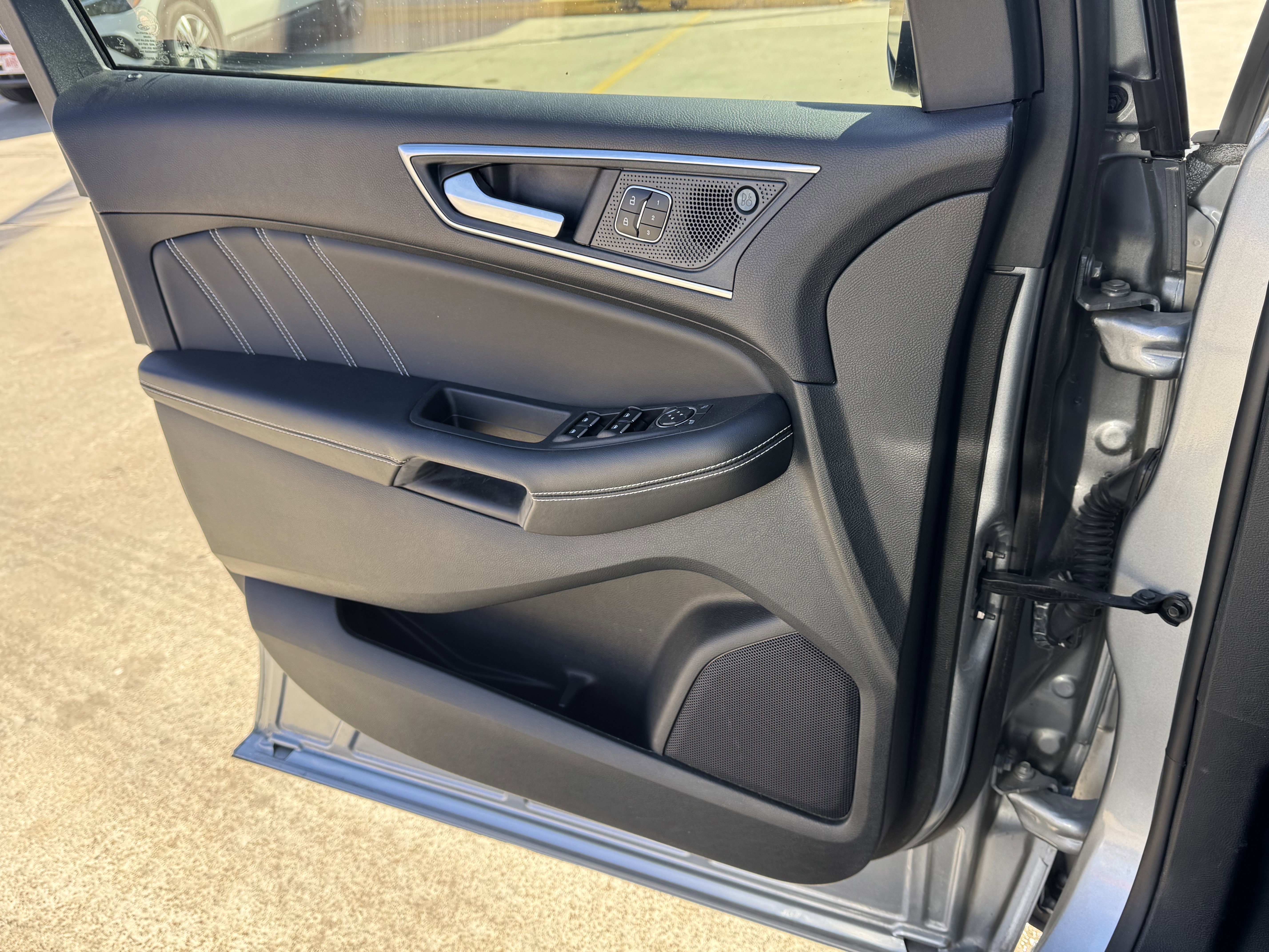 Certified 2024 Ford Edge ST w/ Equipment Group 401A image 24