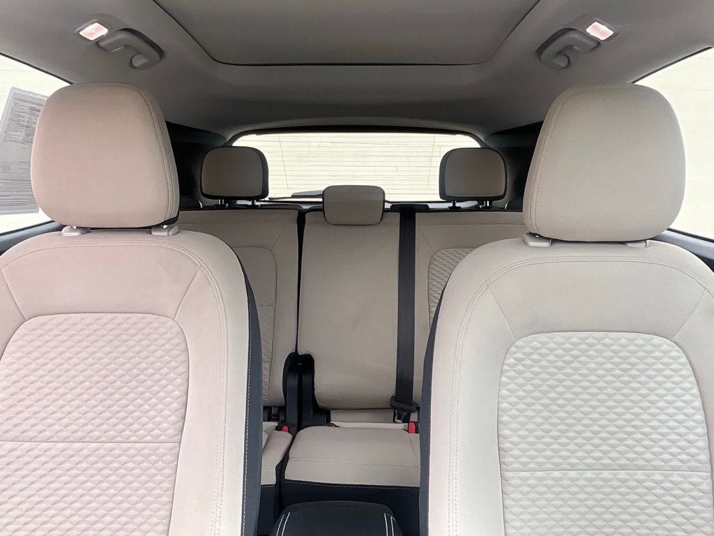 Certified 2022 Ford Escape SE image 52