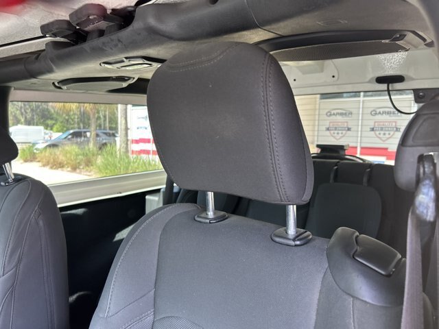 Used 2020 Jeep Wrangler Sport AWD/4WD image 20