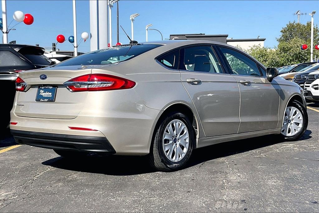 Certified 2019 Ford Fusion S FWD image 11