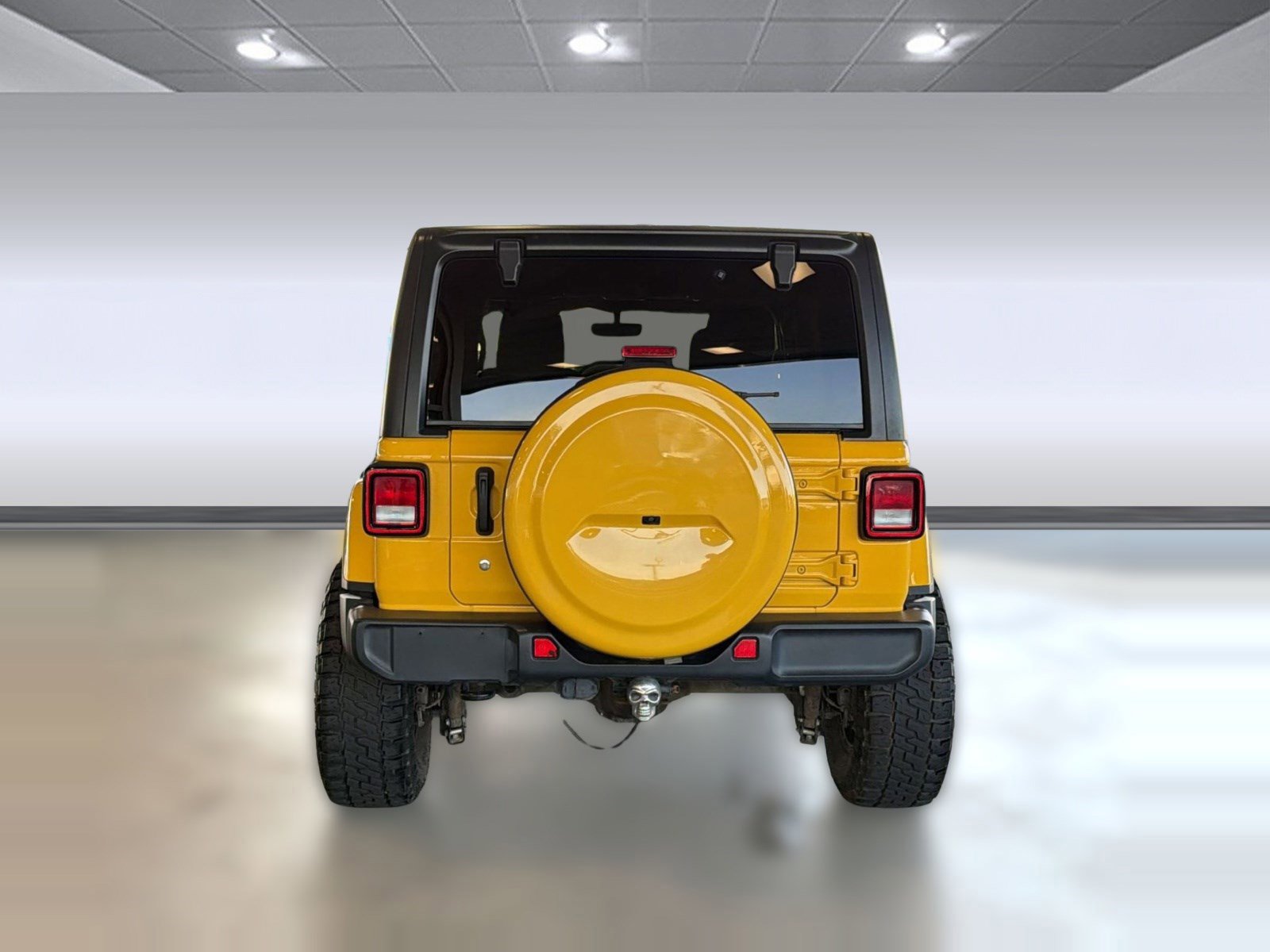 Used 2018 Jeep Wrangler Unlimited Sahara AWD/4WD image 4