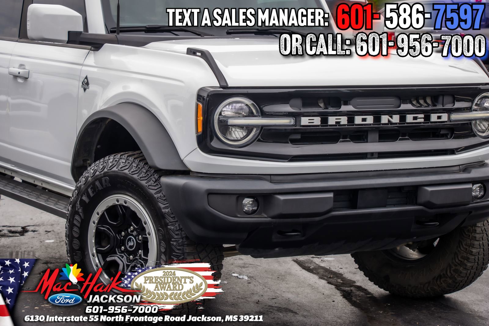 Certified 2022 Ford Bronco Outer Banks w/ Sasquatch Package AWD/4WD image 3