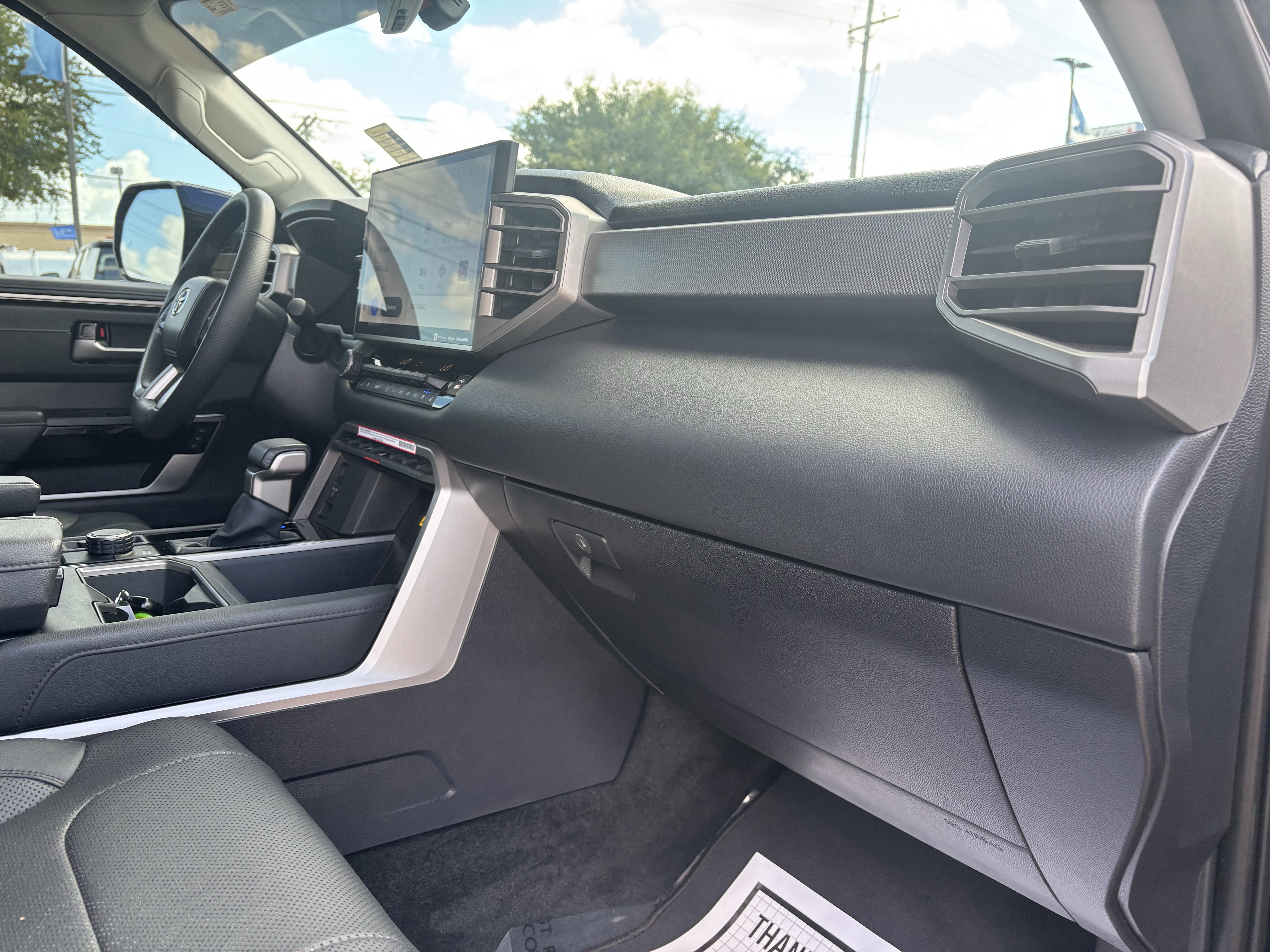 Used 2024 Toyota Tundra Limited image 24