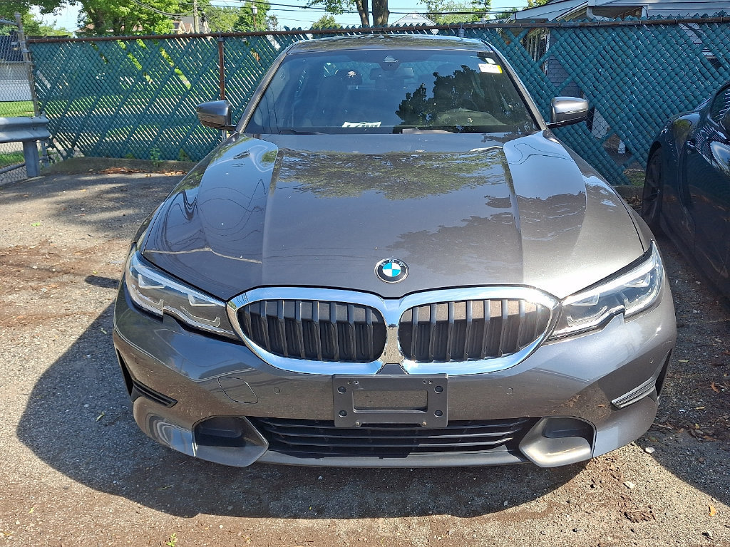 Used 2019 BMW 330i xDrive Sedan w/ Convenience Package AWD/4WD image 2