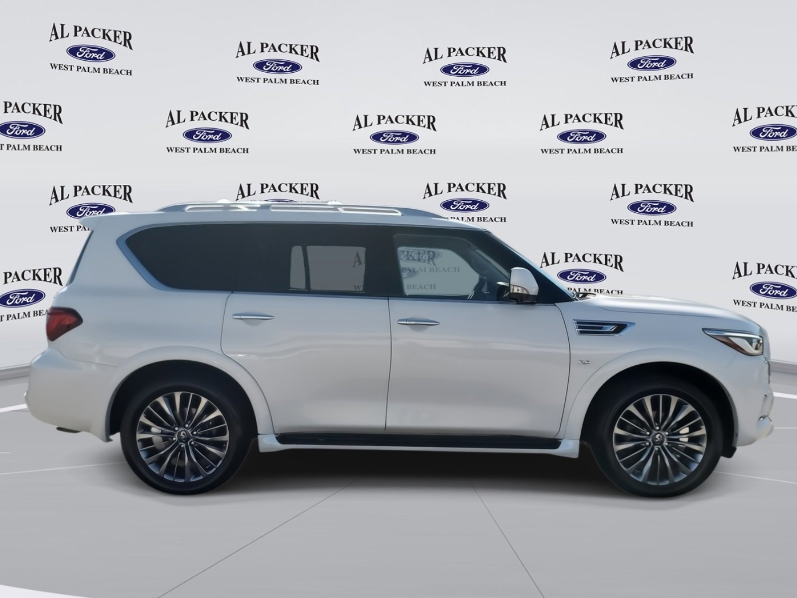 Used 2019 INFINITI QX80 Luxe w/ 22" Wheel Package image 6
