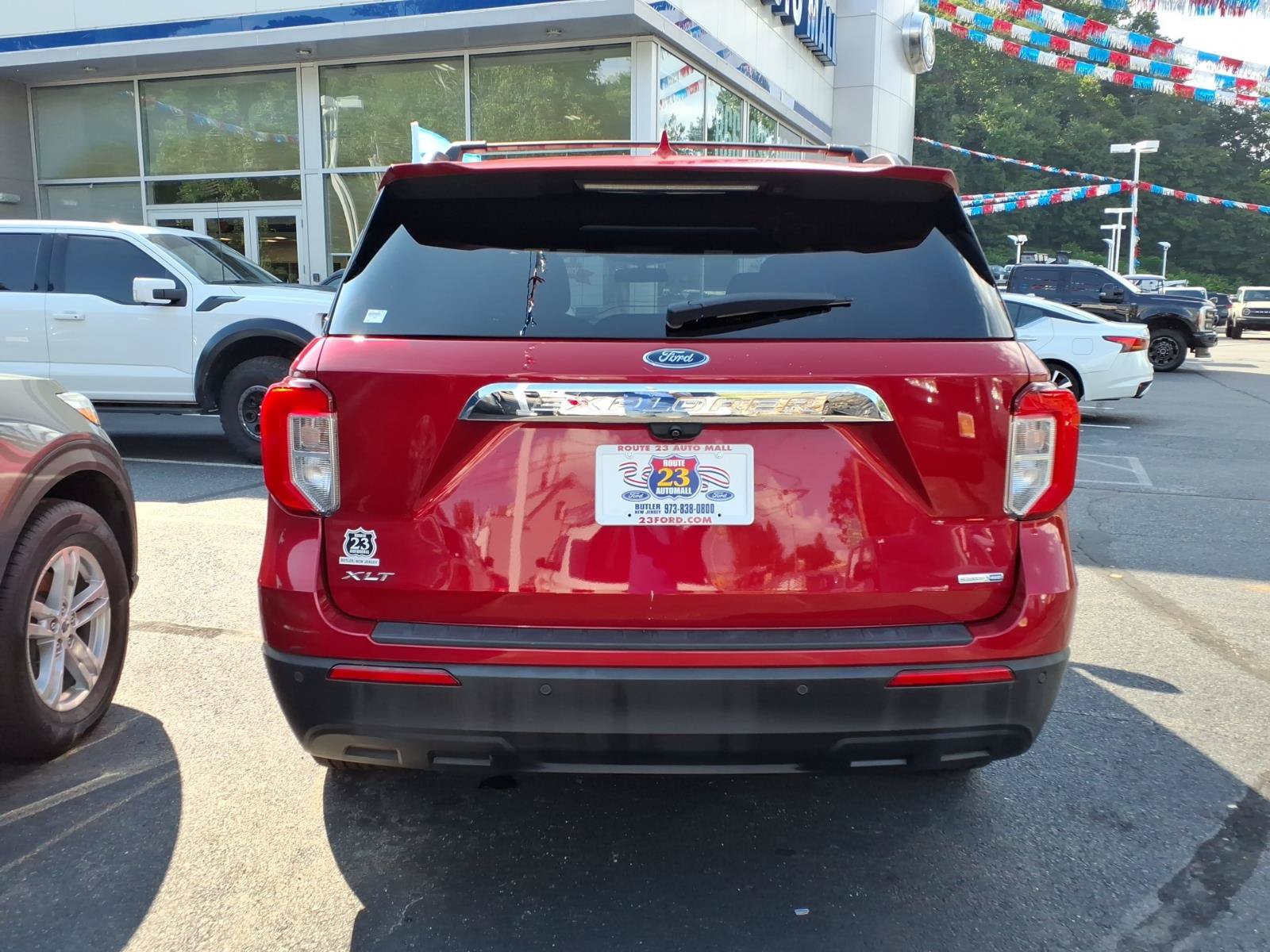 Certified 2020 Ford Explorer XLT w/ Comfort Package AWD/4WD image 7