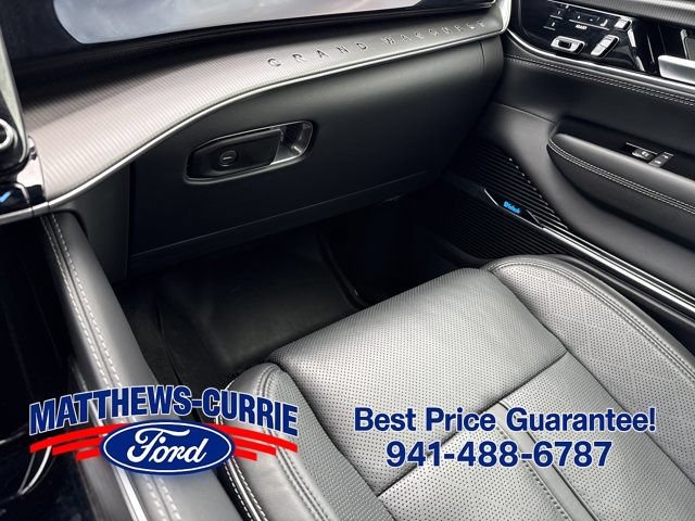 Used 2025 Jeep Grand Wagoneer L Series II Obsidian w/ Quick Order Packagew 28T AWD/4WD image 27