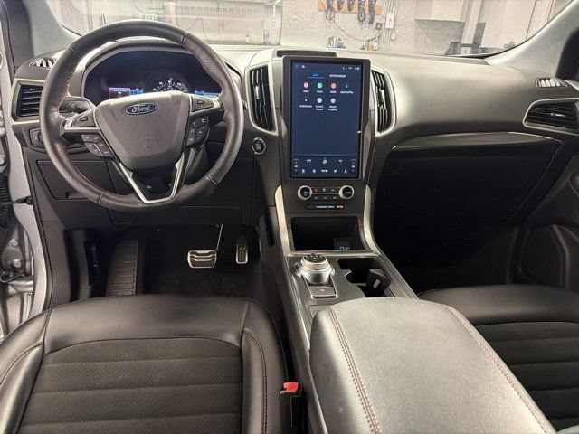 Certified 2024 Ford Edge ST-Line AWD/4WD image 31