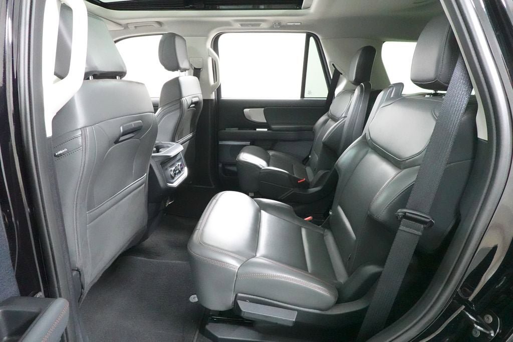 Certified 2025 Ford Expedition Active AWD/4WD image 25