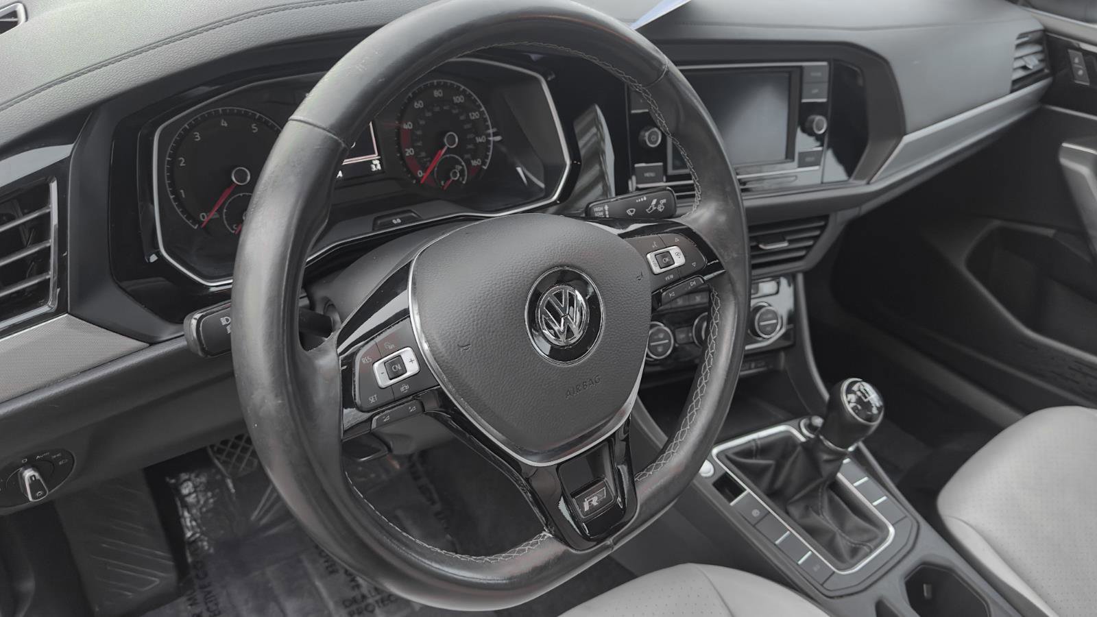 Used 2021 Volkswagen Jetta R-Line image 12